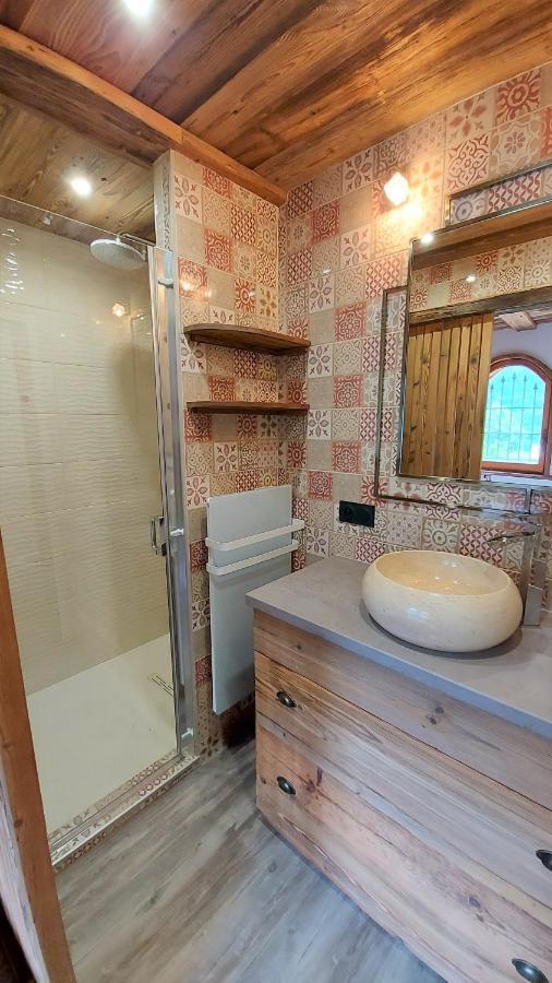 Chalet Serre Cambeou Piscine&Spa Saint-Chaffrey Exterior foto